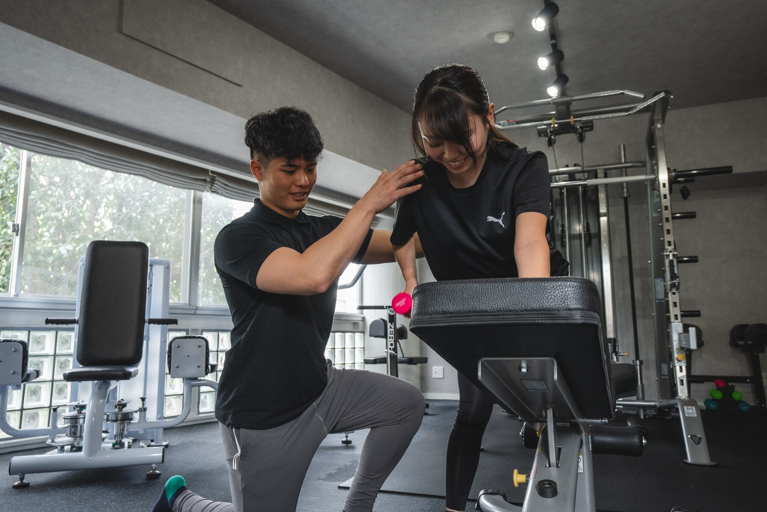 2, 国家医療資格をはじめとした有資格トレーナーによる本格的なセッション